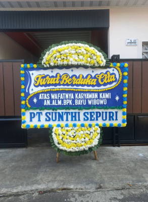 Papan Bunga Duka di Oba Utara