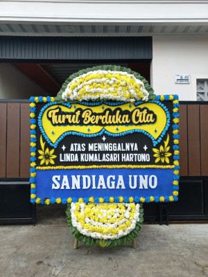 Papan Bunga Duka di Oba Utara